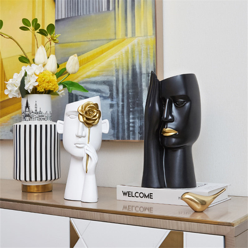 Sculptural Resin Vase — product image 3